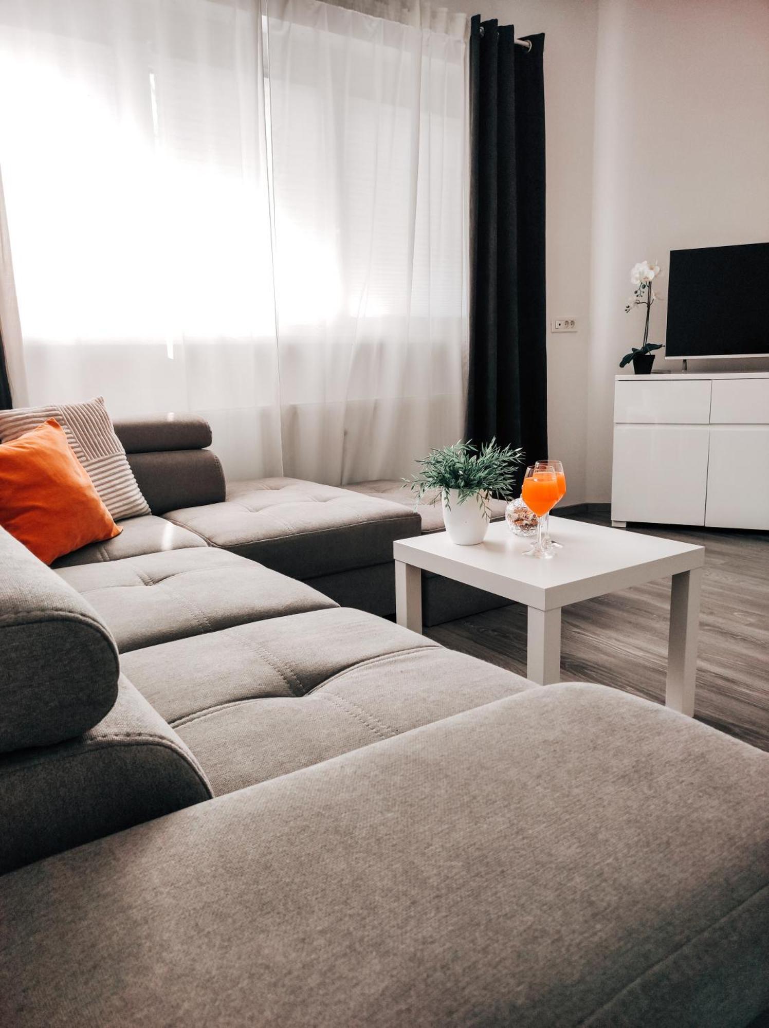 Apartment Kino ليوبليانا المظهر الخارجي الصورة